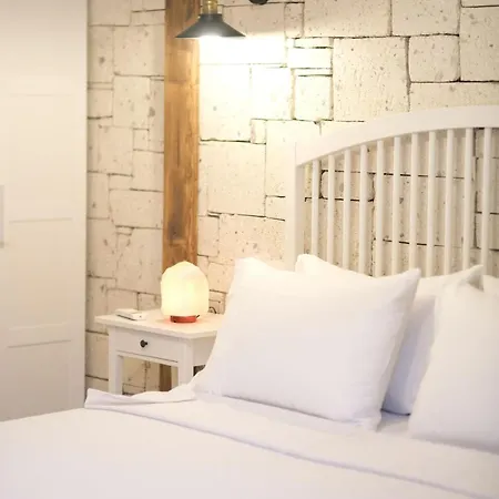 Voq Alacati Bed & Breakfast *